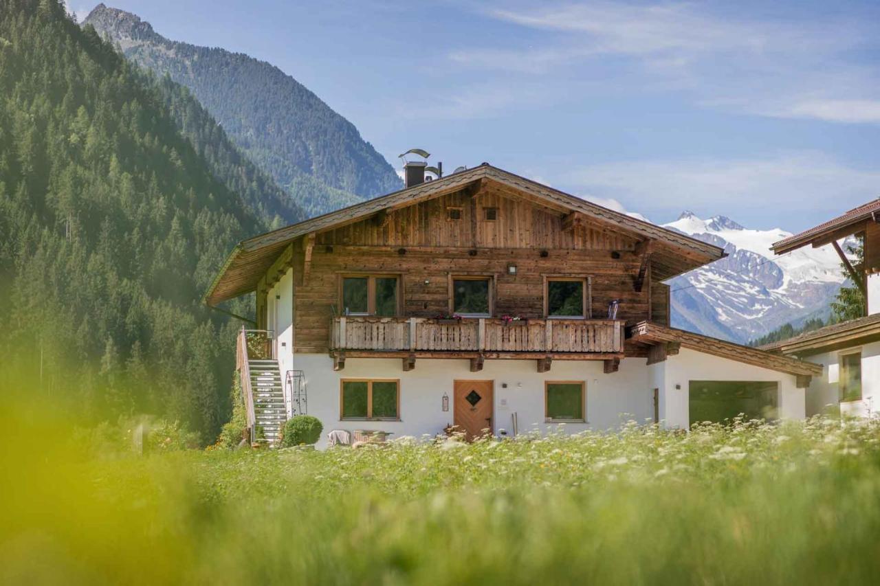 Landhaus Gletscherstern Neustift im Stubaital Bagian luar foto